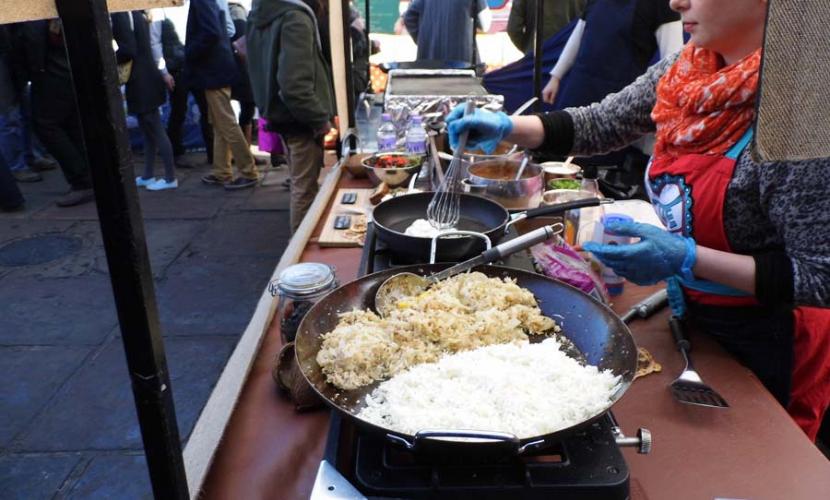 Lock side food stall
